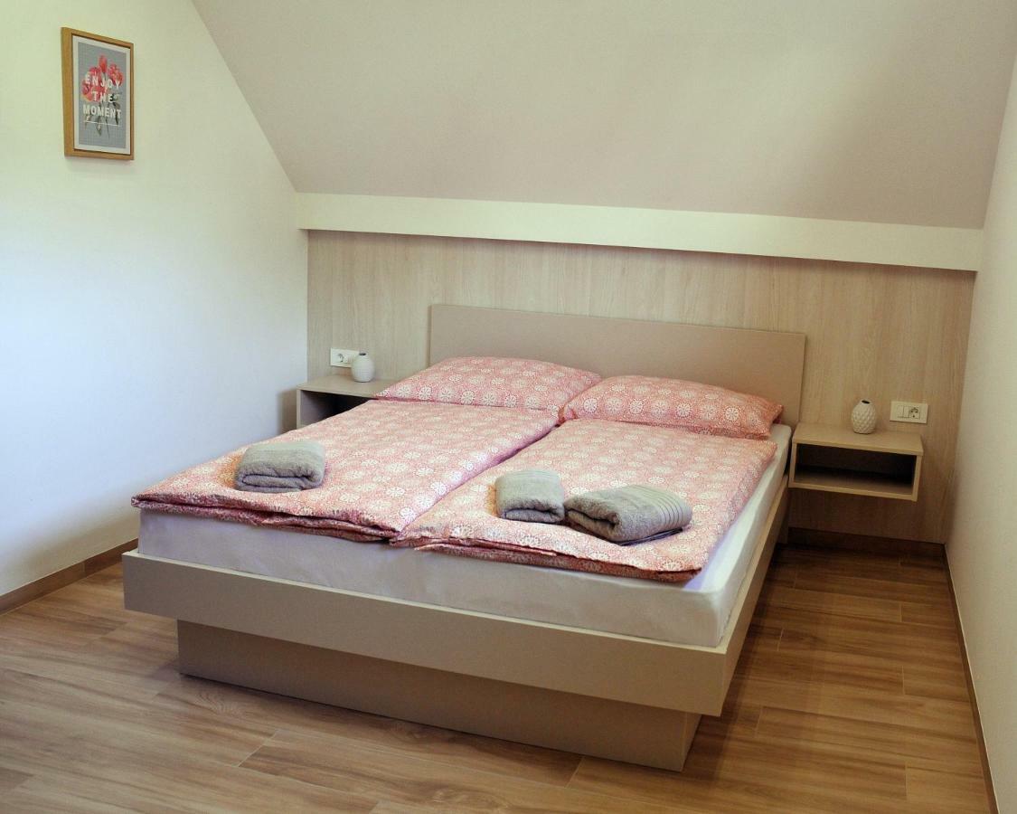 Brand New House Luna Блед Екстериор снимка